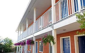Cactus Tree Inn